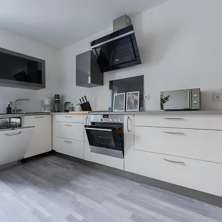 Zentrales 75qm Tischfussball & Komfort * וופרטל