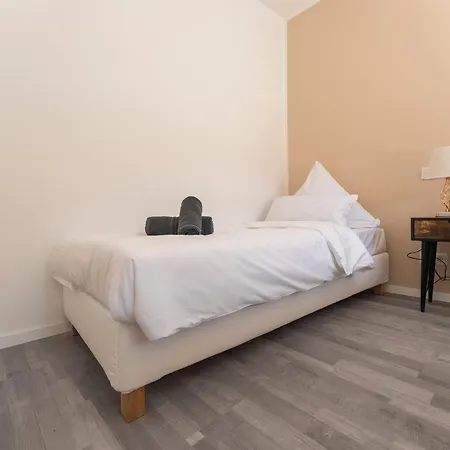 Zentrales 75qm Tischfussball & Komfort * וופרטל