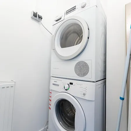 Apartman Zentrales 75qm Tischfussball & Komfort