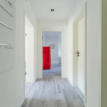 Zentrales 75qm Tischfussball & Komfort דירה