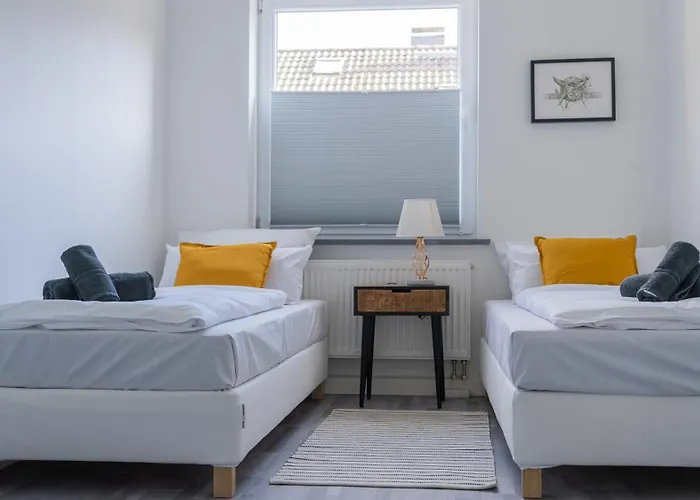 Zentrales 75qm Tischfussball & Komfort